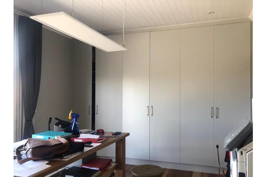 4 Bedroom Property for Sale in Heuwelkruin Western Cape